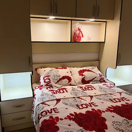 Apartment Stan Na Dan Hilandarska *