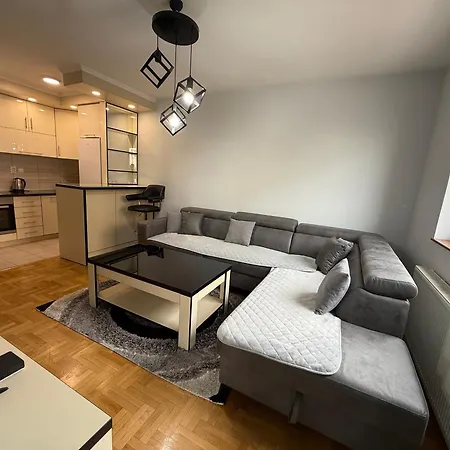 Stan Na Dan Hilandarska Apartment Lukavica