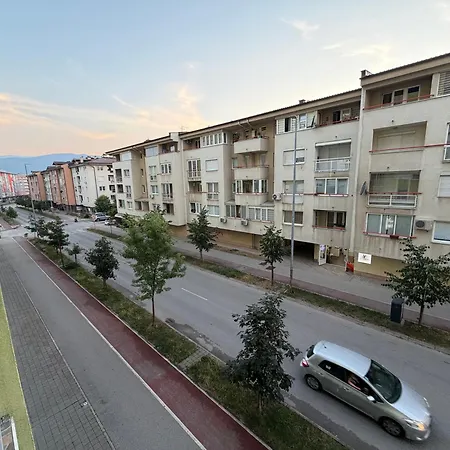 Stan Na Dan Hilandarska 9 * Lukavica